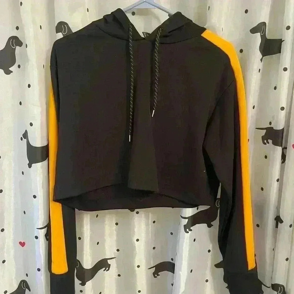 Forever 21  cropped hoodie - Picture 1 of 3
